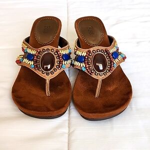 Bass Beaded Wedge Sandals 👡 🩴